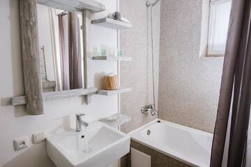 Фото номера Люкс Отель Higina Spa Hotel г. Трускавец 3