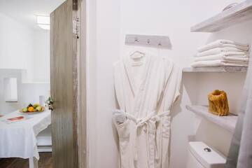 Фото номера Стандартный двухместный номер с 1 кроватью Отель Higina Spa Hotel г. Трускавец 7